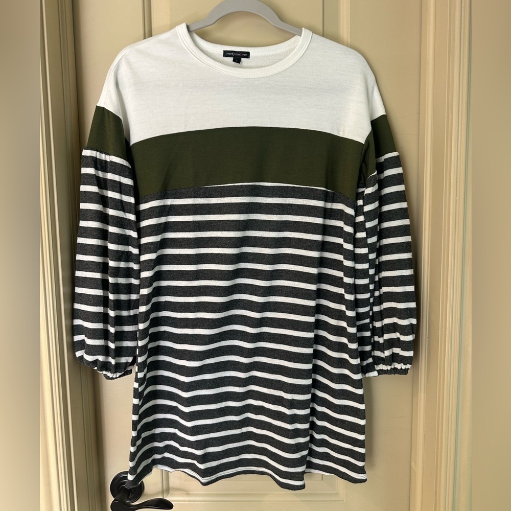 Women’s mm mm mm Top; Gray, Army Green, Off White; Size S